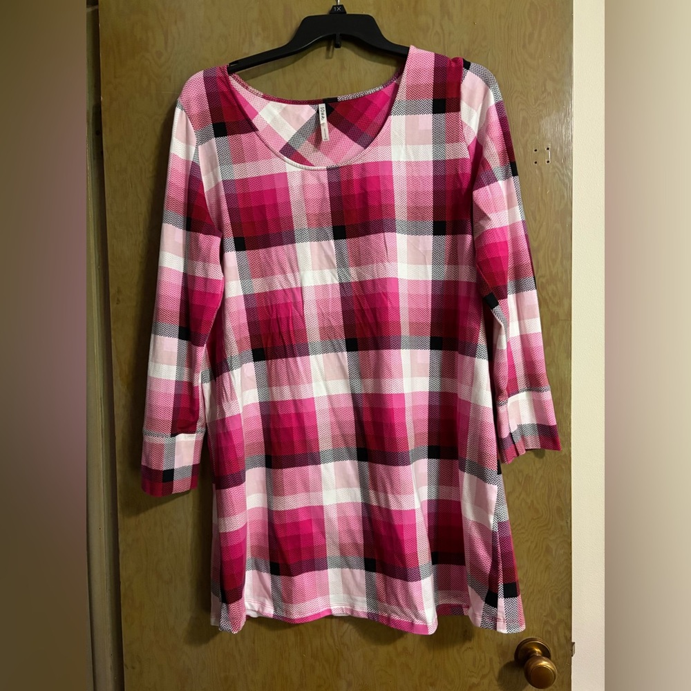 Soma Embraceable SugarLoaf Plaid Pink Sleepshirt